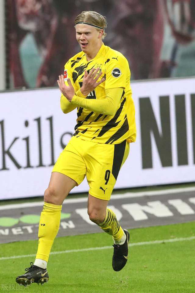  曼城违规上诉再起波澜，欧战禁令威胁四冠王  