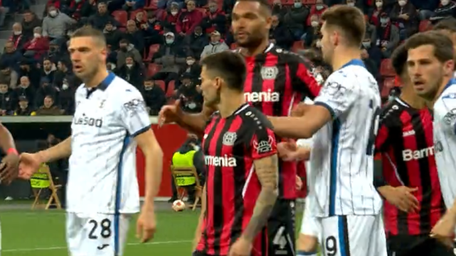  勒沃库森补时绝杀弗赖堡延续不败神话