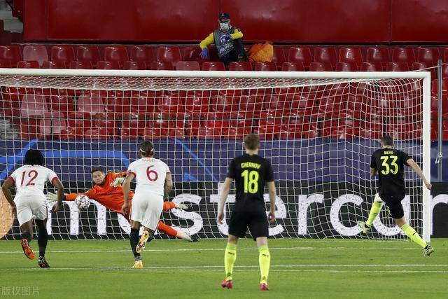  摩纳哥主场激战逆转昂热收获宝贵三分